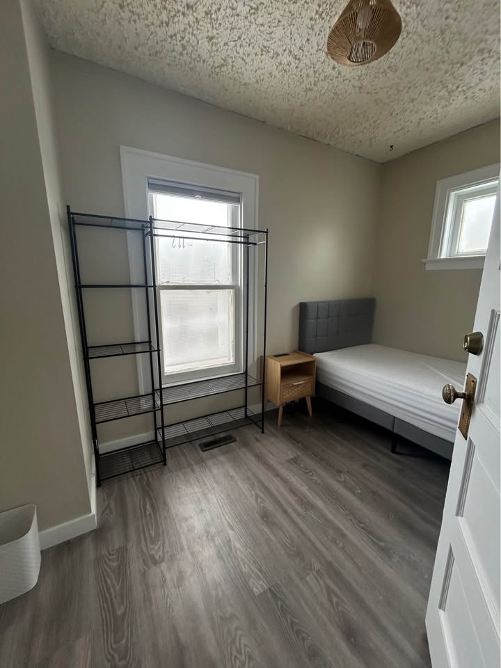 1226 1 Avenue Northwest - 4